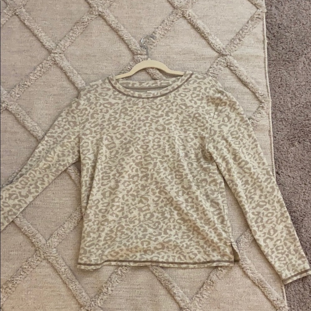 Anthropologie long sleeve cheetah print top size S